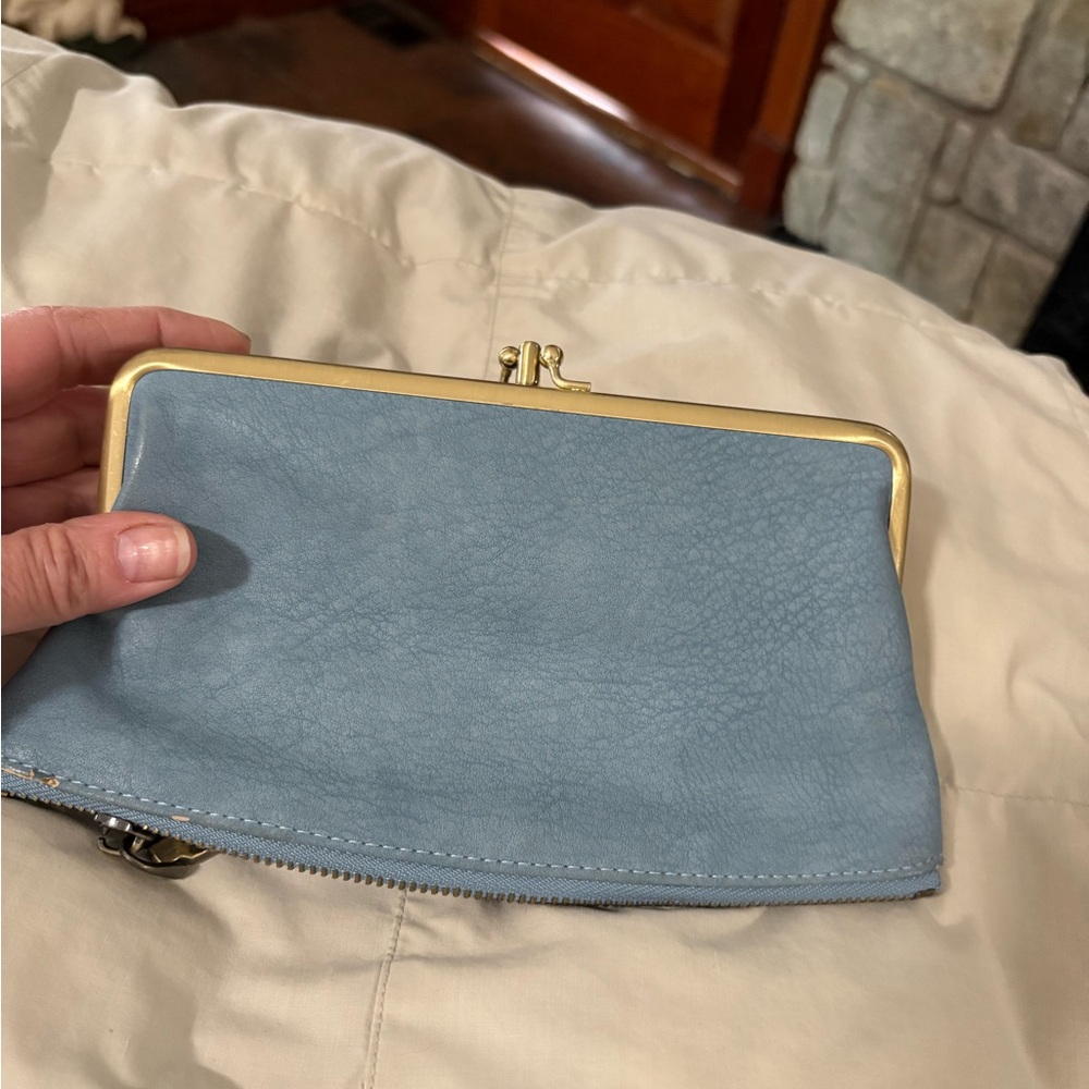 Urban Expressions Light Blue Leather Kiss-Lock Clutch with Brass Trim - Picture 7 of 11